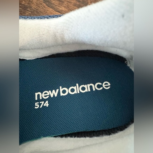 New Women's 574 Classic New Balance Navy & Gray Shoes Sneakers WL574EVN - US 11 - Picture 8 of 15